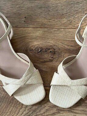 Stuart Weitzman Miami Bloock Heel Sandal